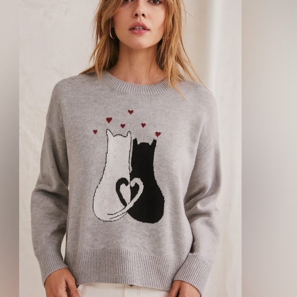 Boutique Sweaters - 053. Gray Cat Design Sweater